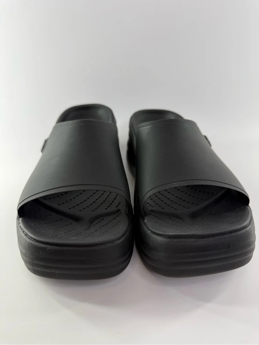 CROCS Skyline Platform Chunky Slide Sandals Black Women’s 6